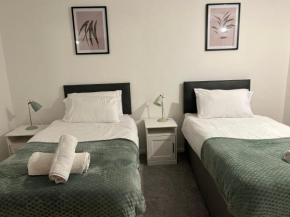 Spacious Comfortable 4 Bedroom House